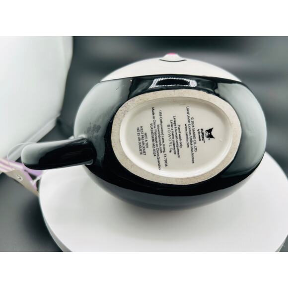 Sanrio Kuromi Sculpted Character 10 Oz Ceramic Mug - Picture 6 of 6